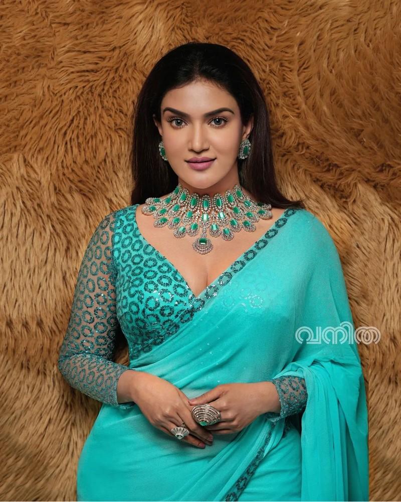 Honey Rose 4