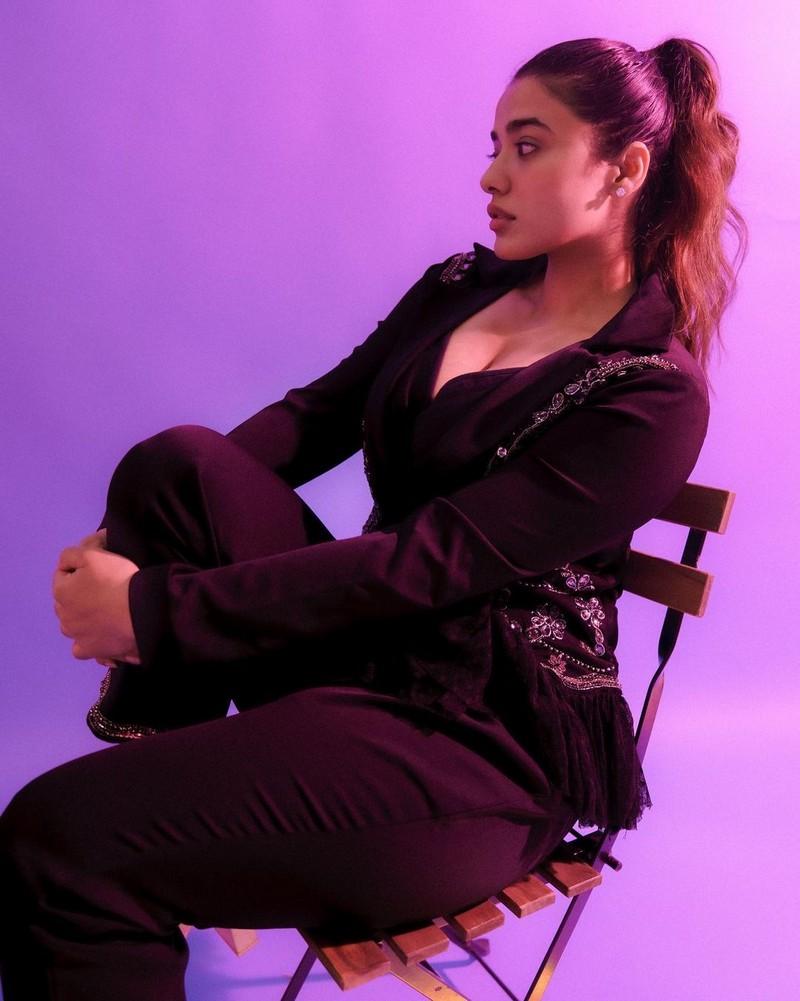 Ketika Sharma 10