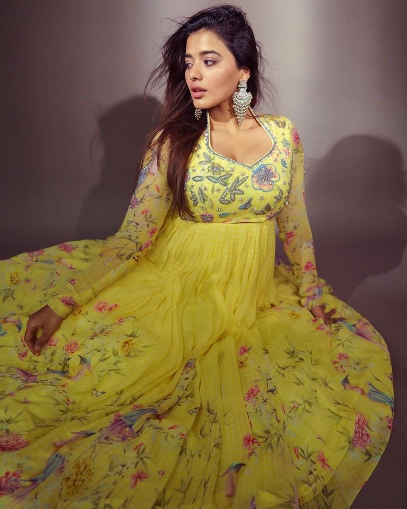 Ketika Sharma 2