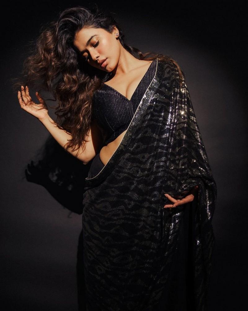 Ketika Sharma 9