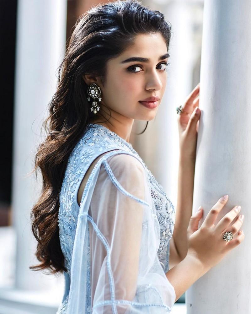 Krithi Shetty 11