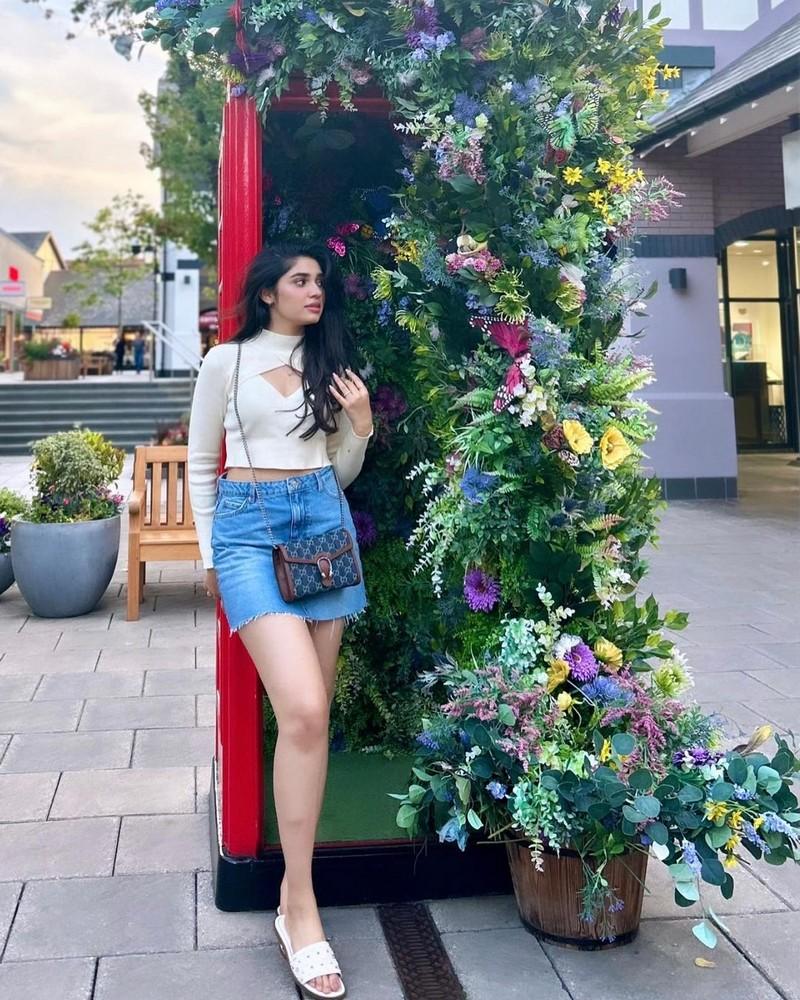 Krithi Shetty 4