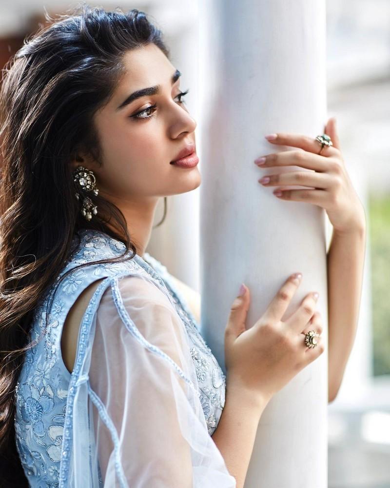 Krithi Shetty 7