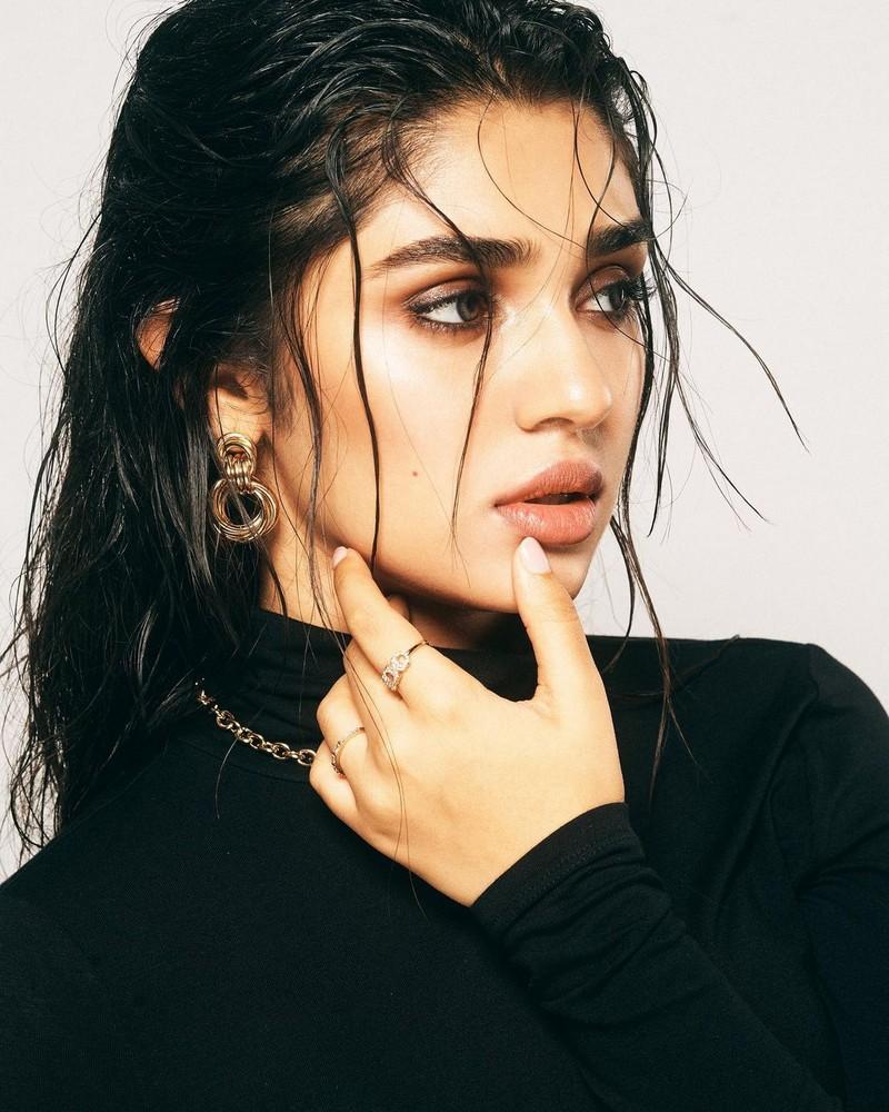 Krithi Shetty 6