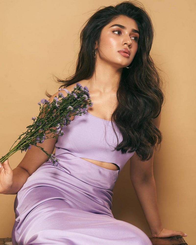Krithi Shetty 11