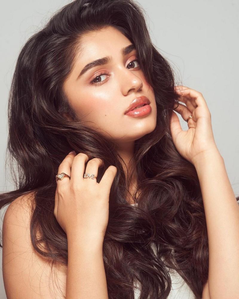 Krithi Shetty 4
