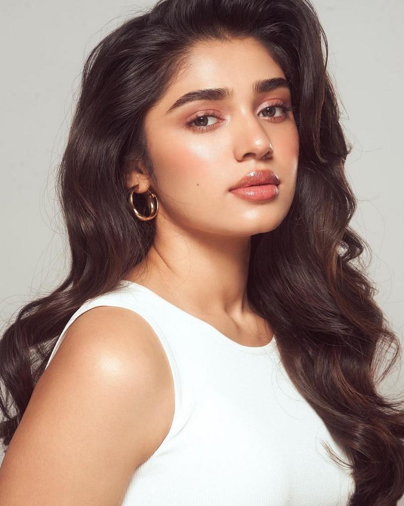 Krithi Shetty 6
