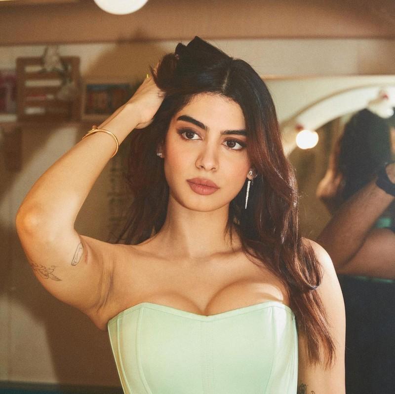 Kushi Kapoor 7