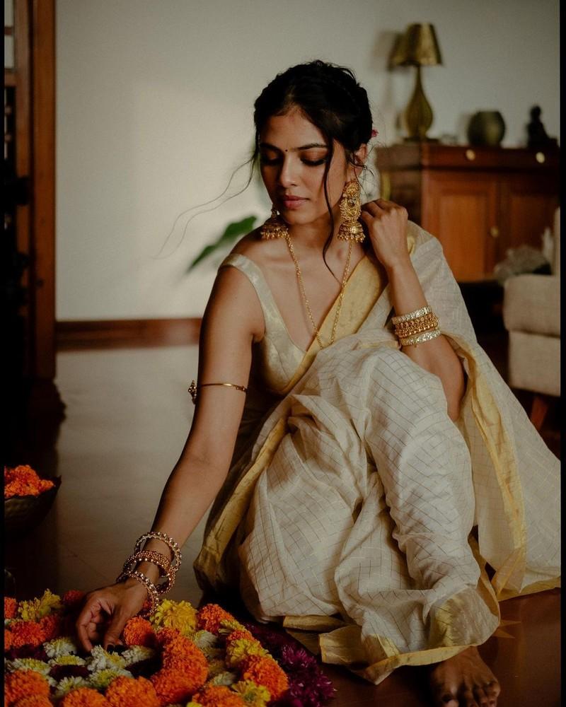 Malavika Mohanan 7