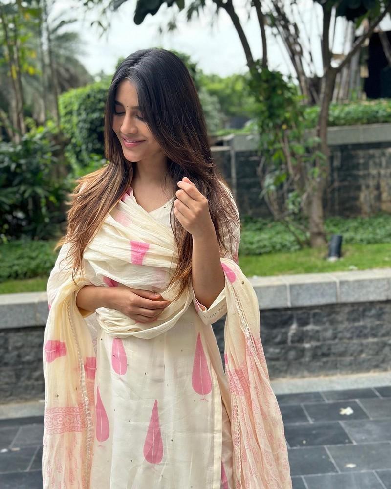 Nabha Natesh 16