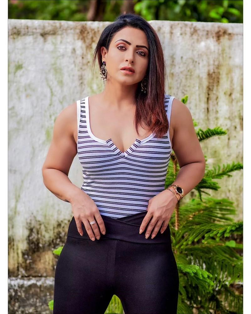 Nandini Rai 5