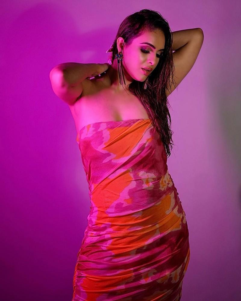 Nehhaa Malik 5