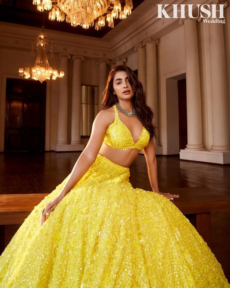 Pooja Hegde 11