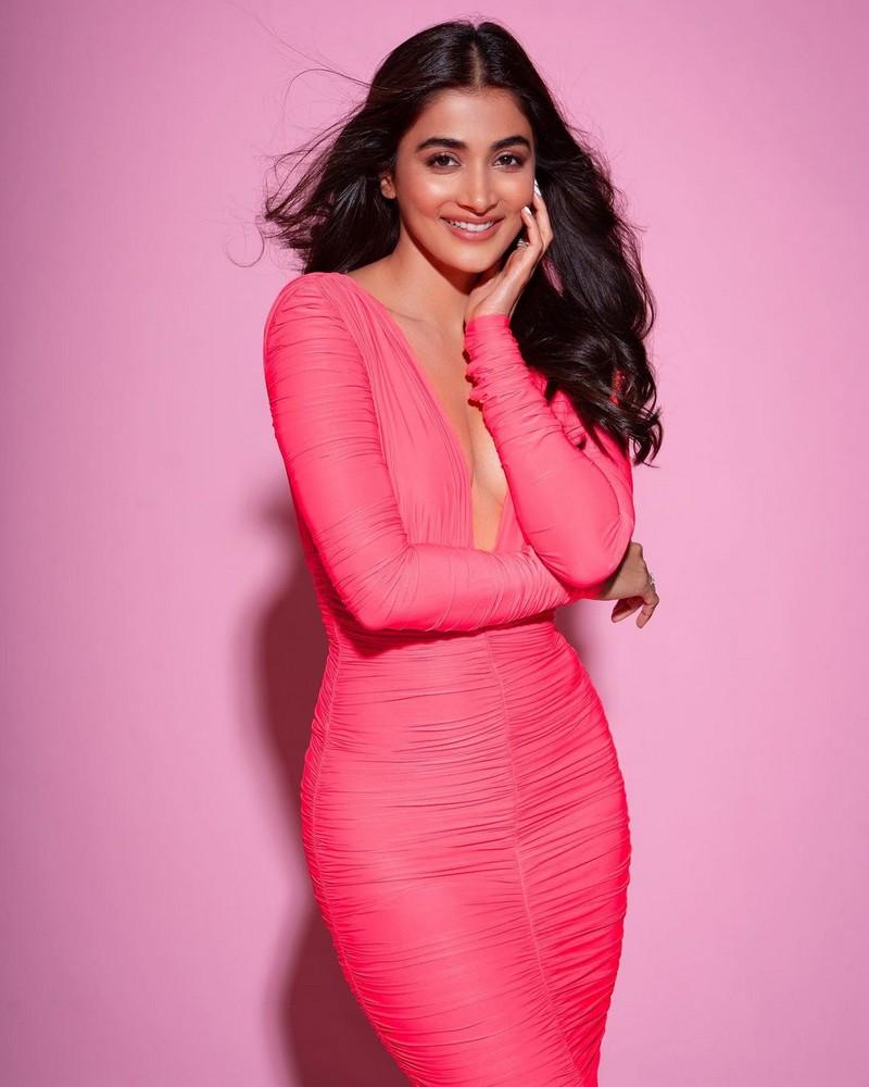 Pooja Hegde 4