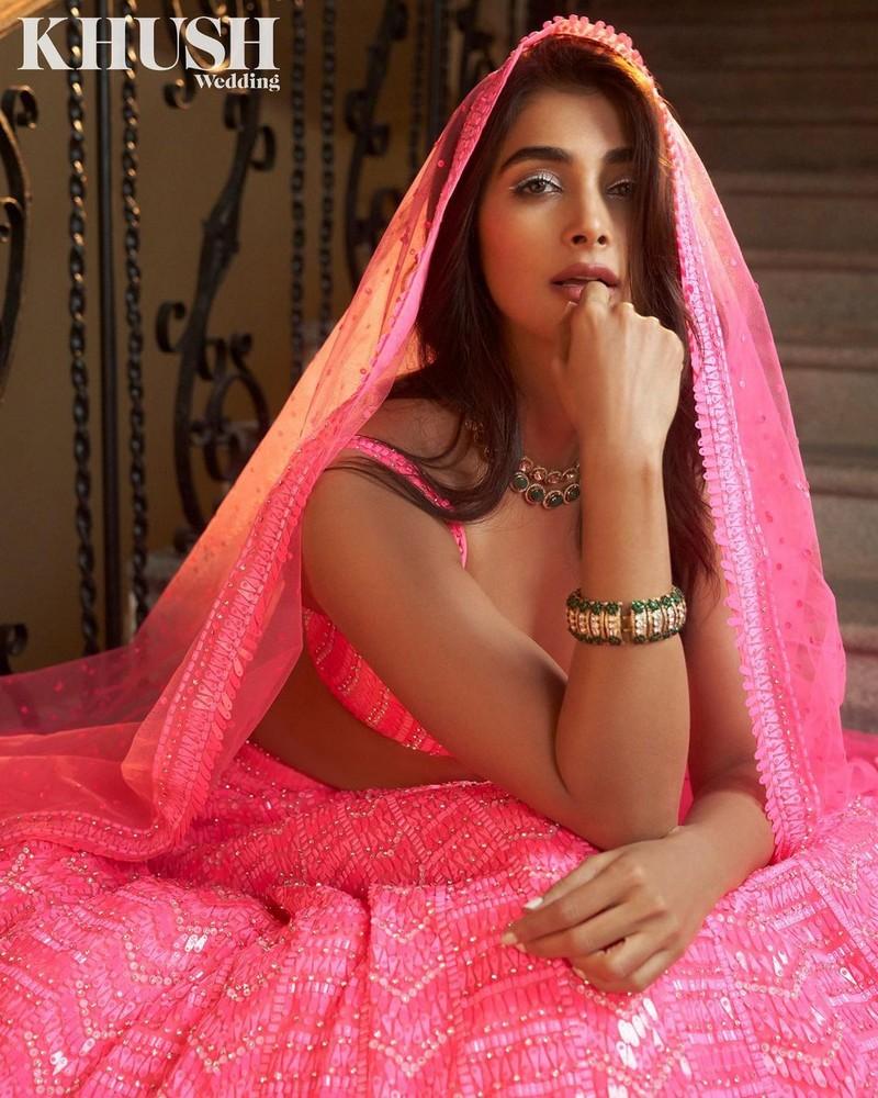 Pooja Hegde 7
