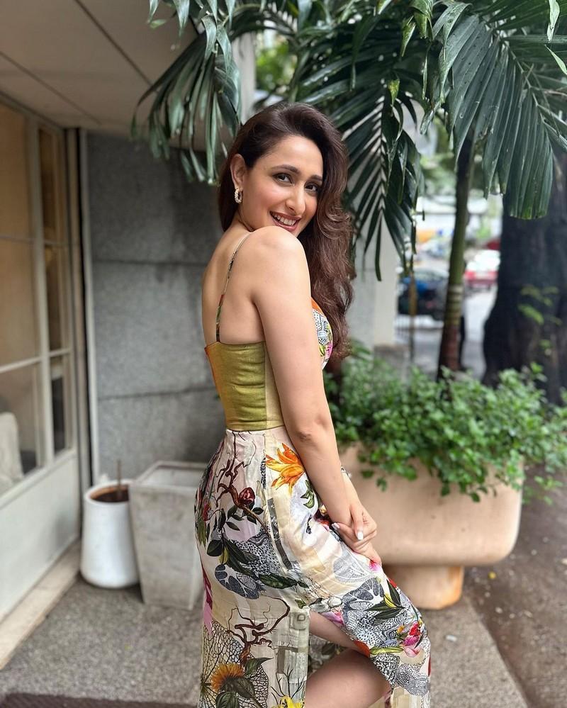 Pragya Jaiswal 7