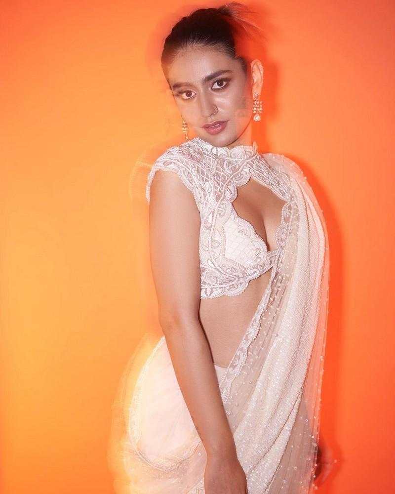Priya Prakash Varrier 1