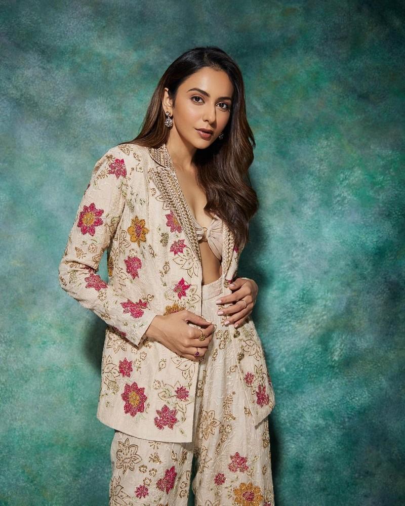 Rakul 5
