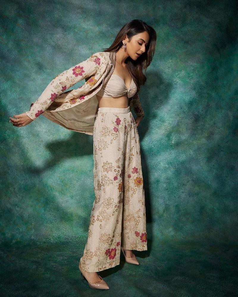 Rakul 8