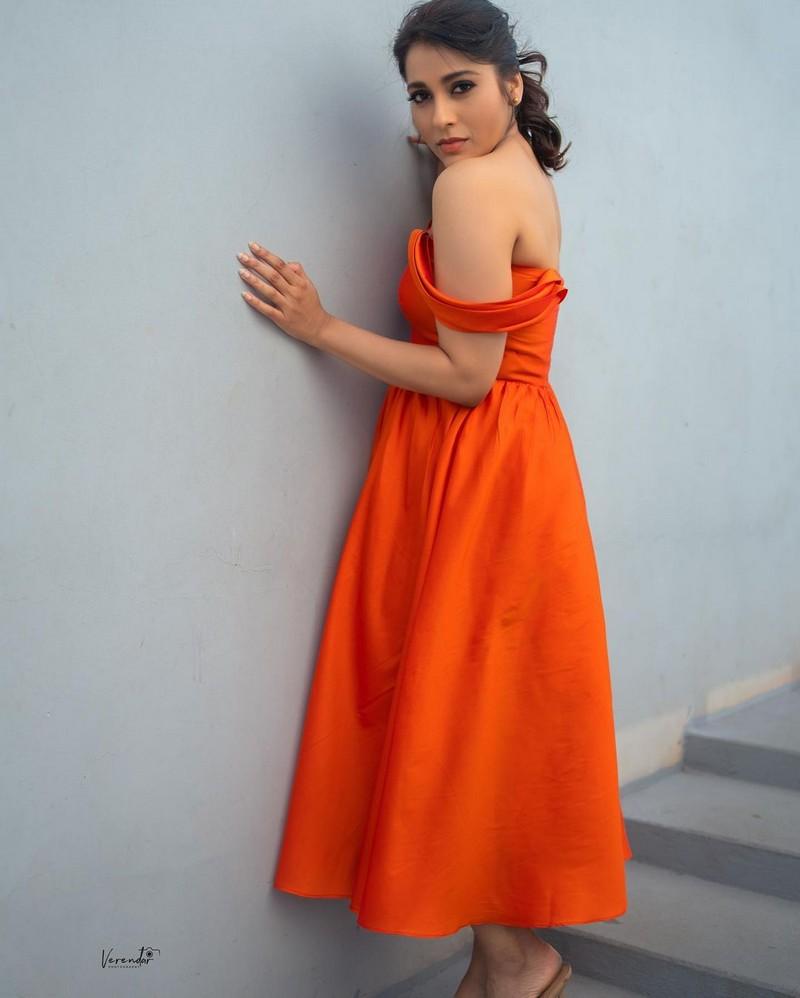 Rashmi Gautam 11