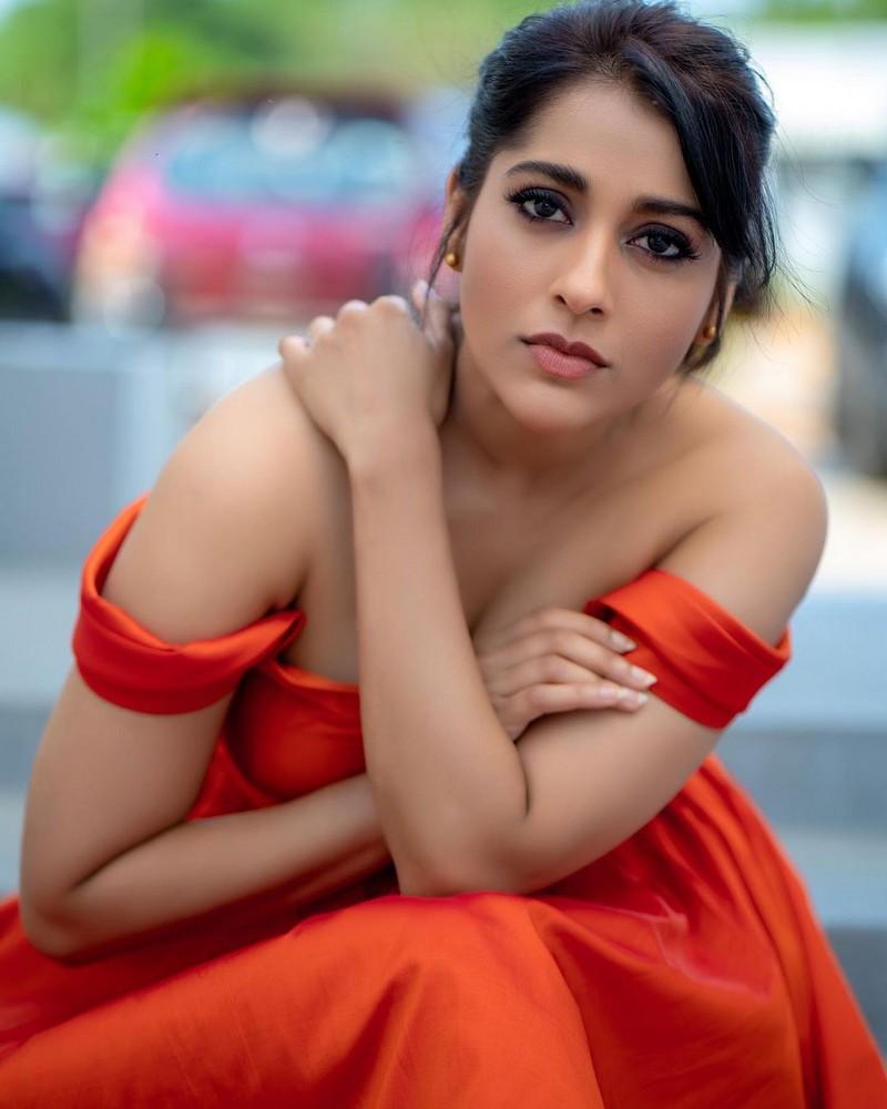 Rashmi Gautam 4