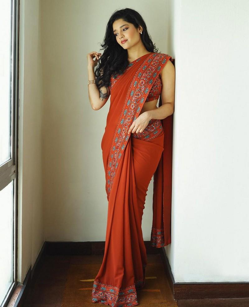 Ritika Singh 1