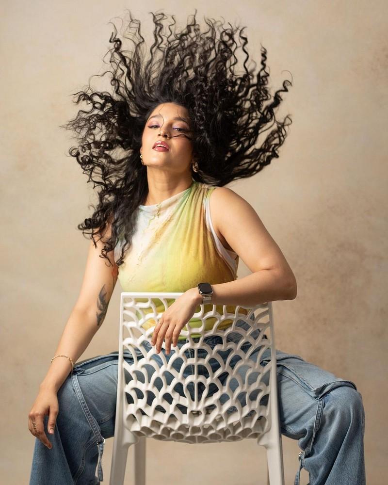 Ritika Singh 9