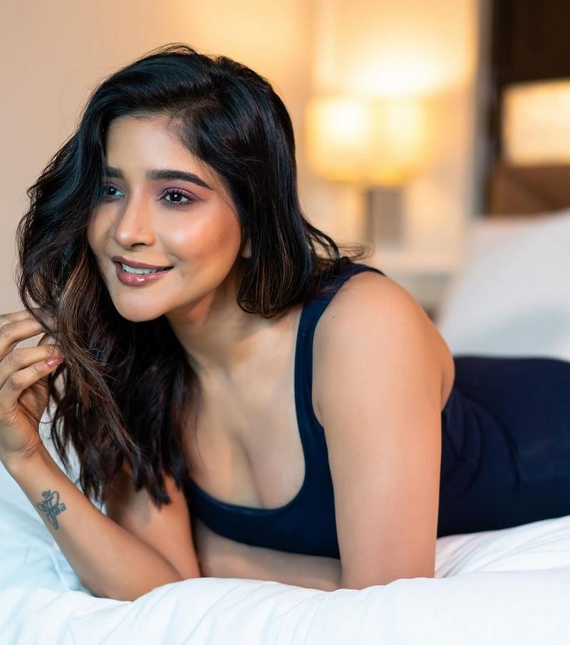 Sakshi Agarwal 7