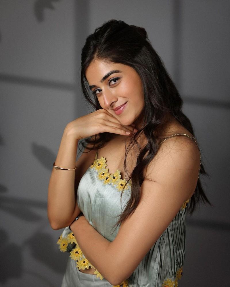 Sakshi Vaidya 3