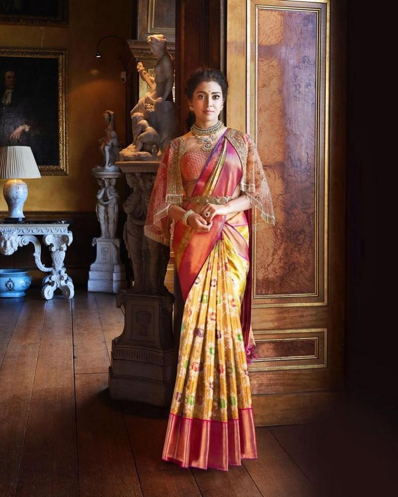Shriya Saran 2