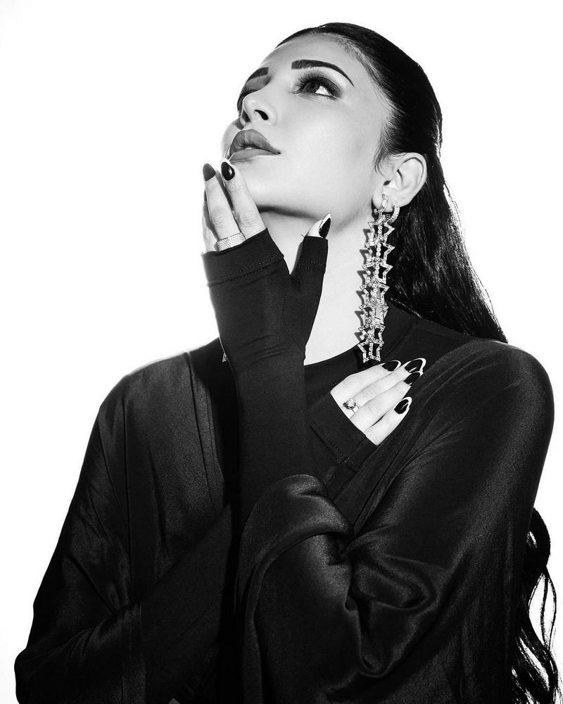 Shruti Haasan 4