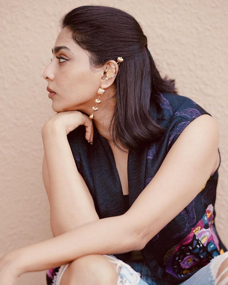 Aishwarya Lekshmi 11