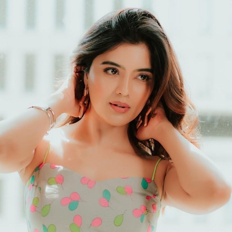 Amritha Aiyer 10