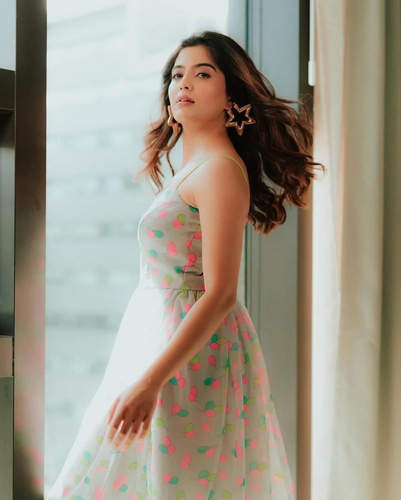 Amritha Aiyer 9