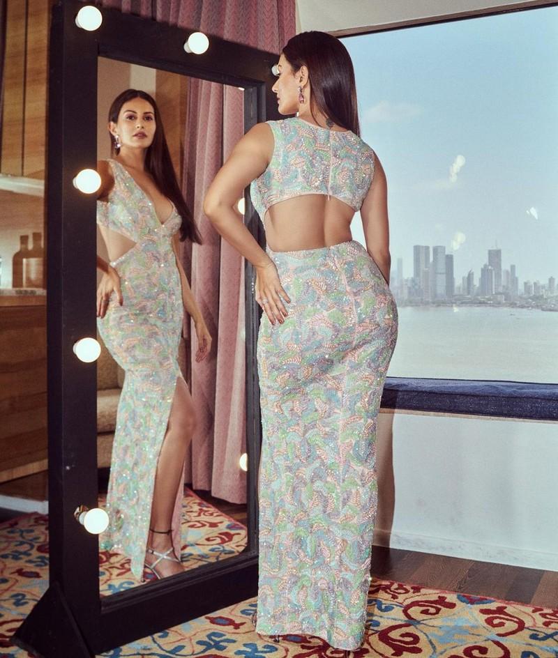 Amyra Dastur 5