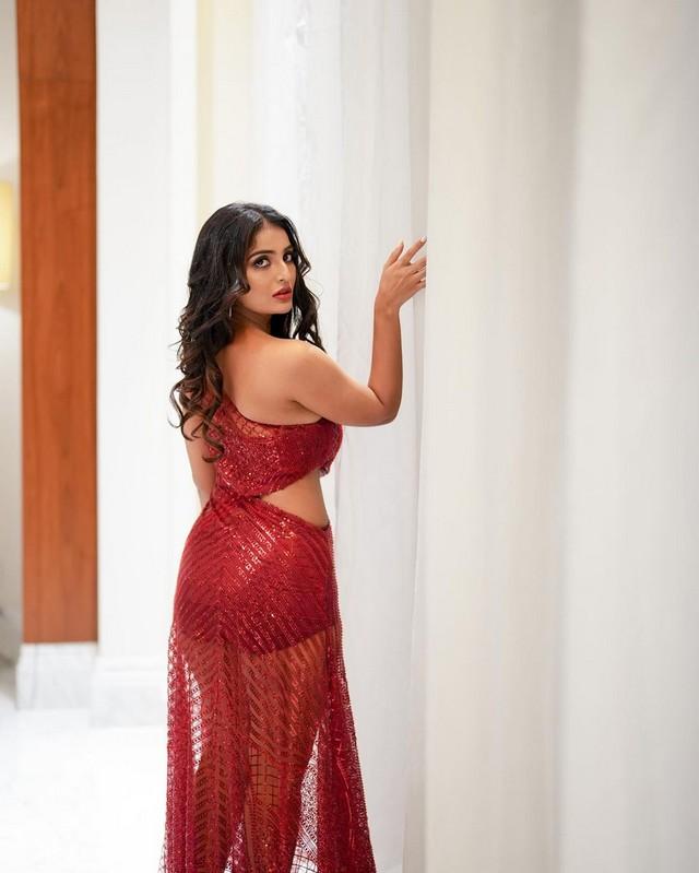 Ananya Nagalla 6