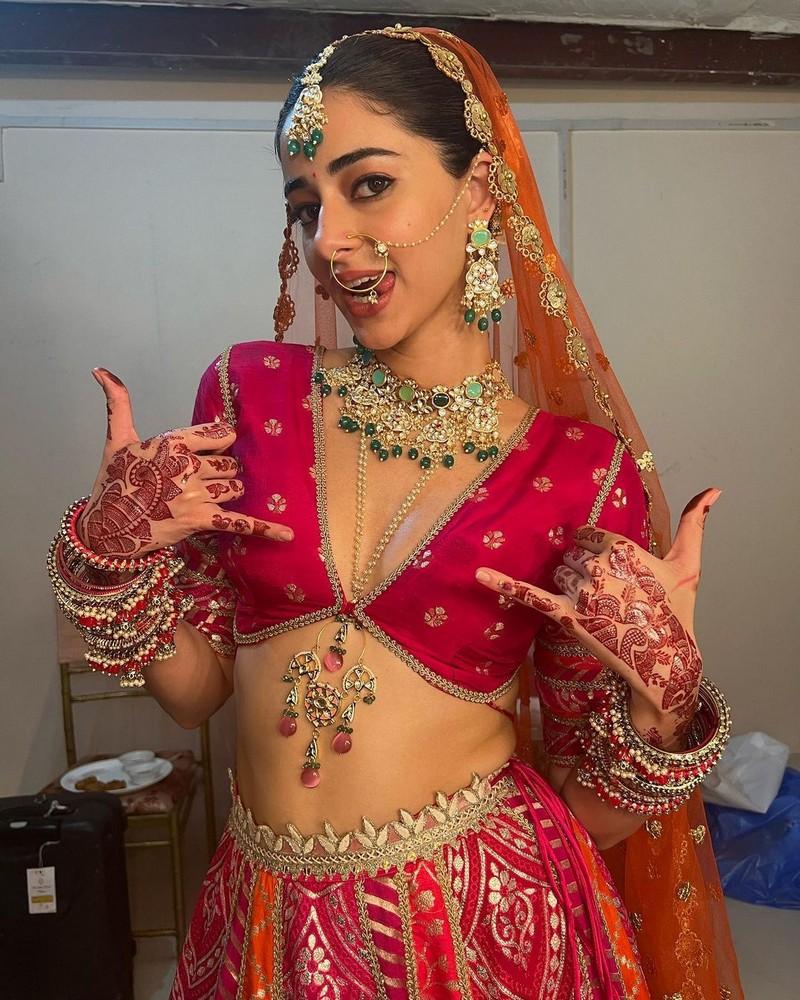 Ananya Pandey 6