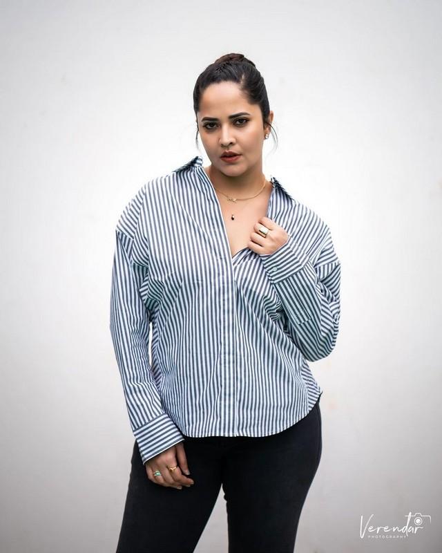 Anasuya Bharadwaj 6