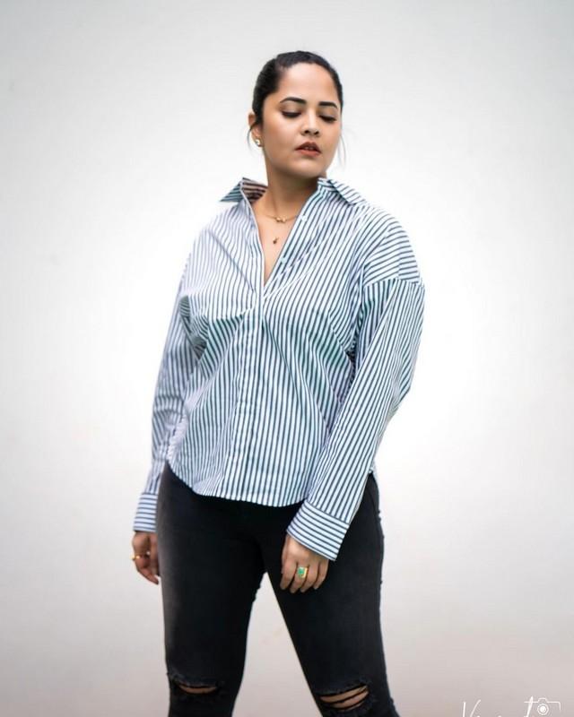 Anasuya Bharadwaj 9