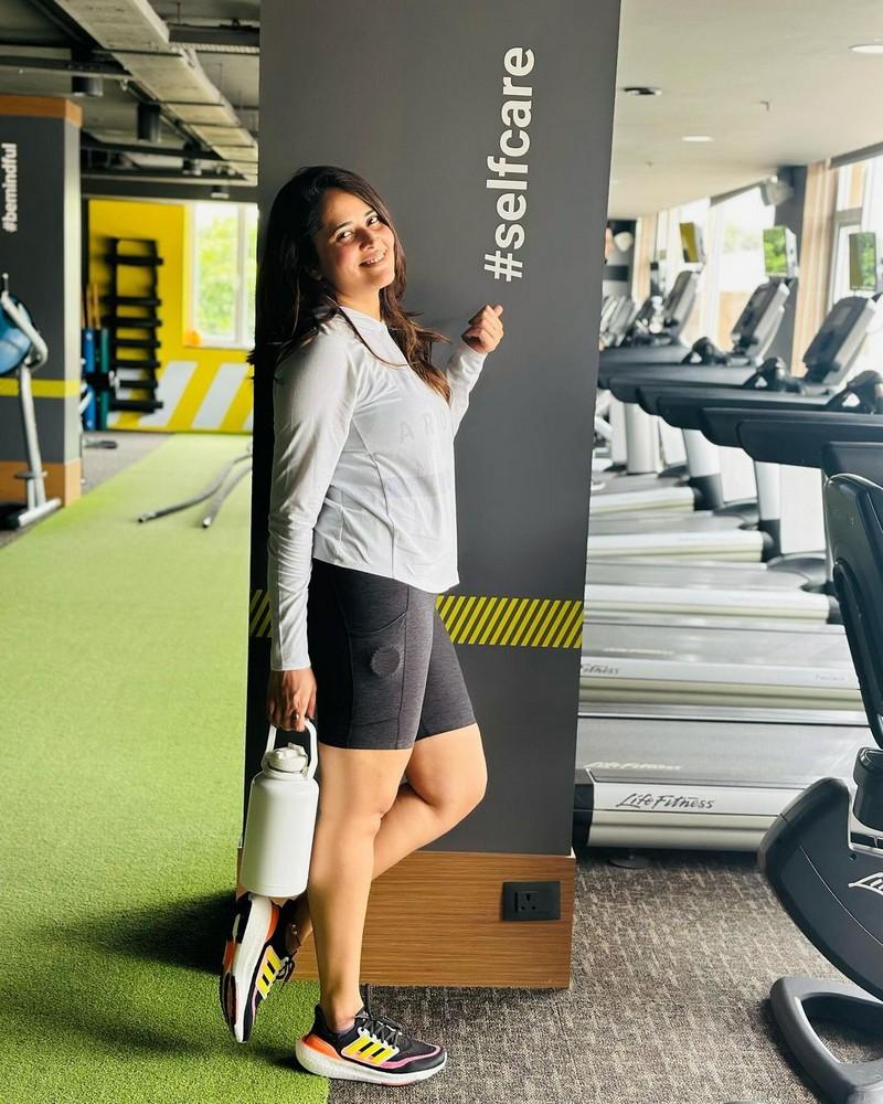 Anasuya Bharadwaj 8