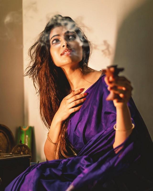 Divi Vadthya 7