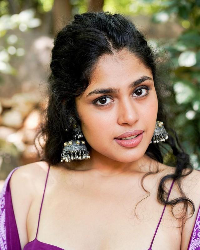 Faria Abdullah 9