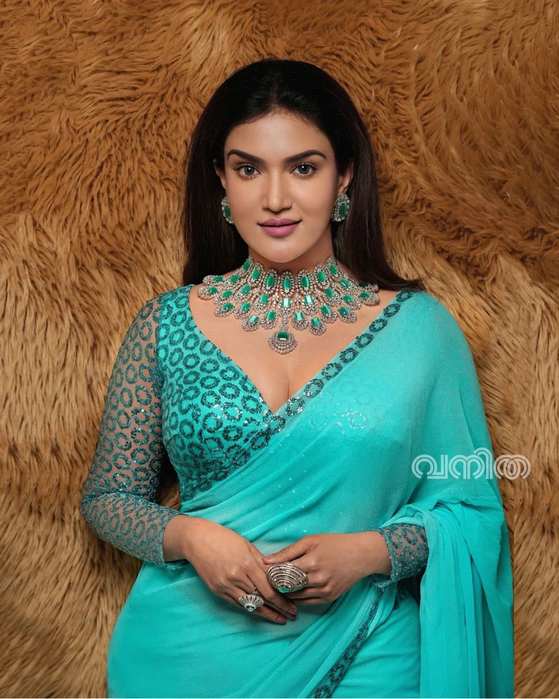 Honey Rose 10