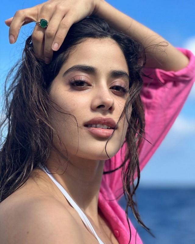 Janhvi Kapoor 2