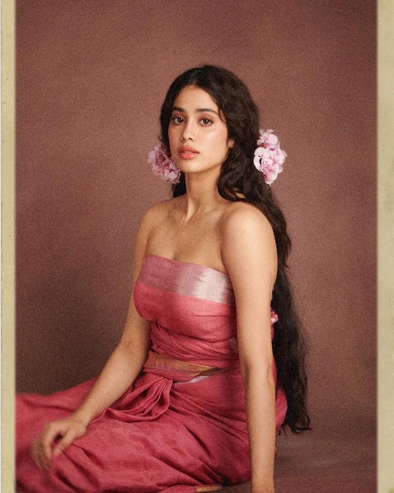 Janhvi Kapoor 4