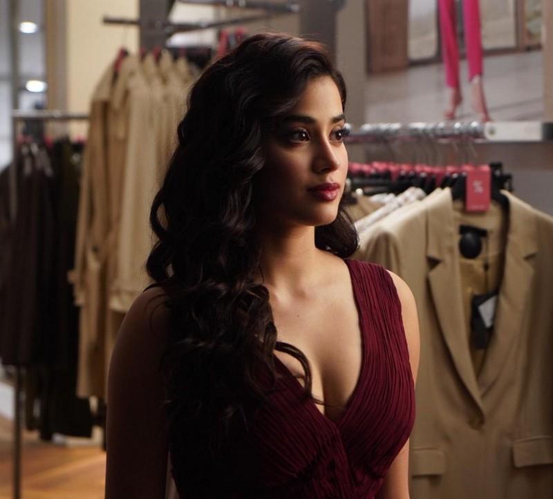 Janhvi Kapoor 11