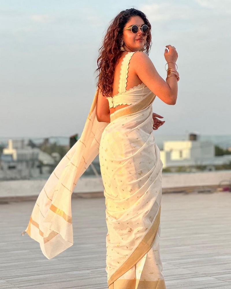 Keerthy Suresh 14