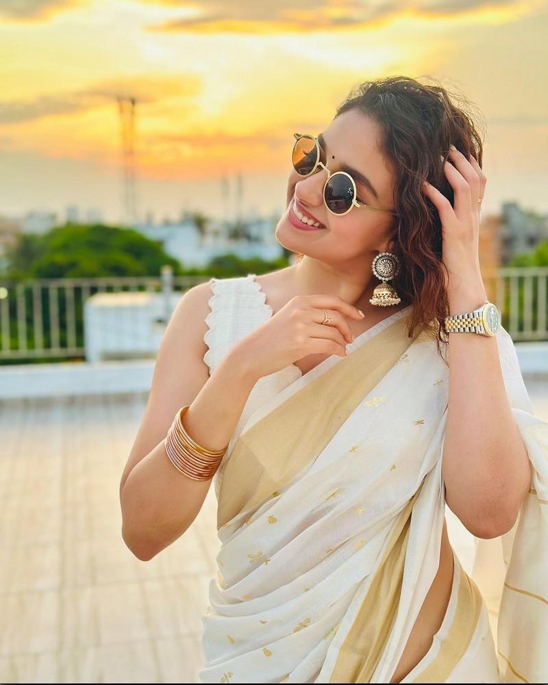 Keerthy Suresh 9
