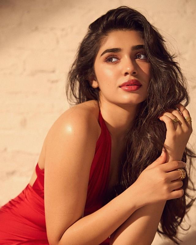 Krithi Shetty 2