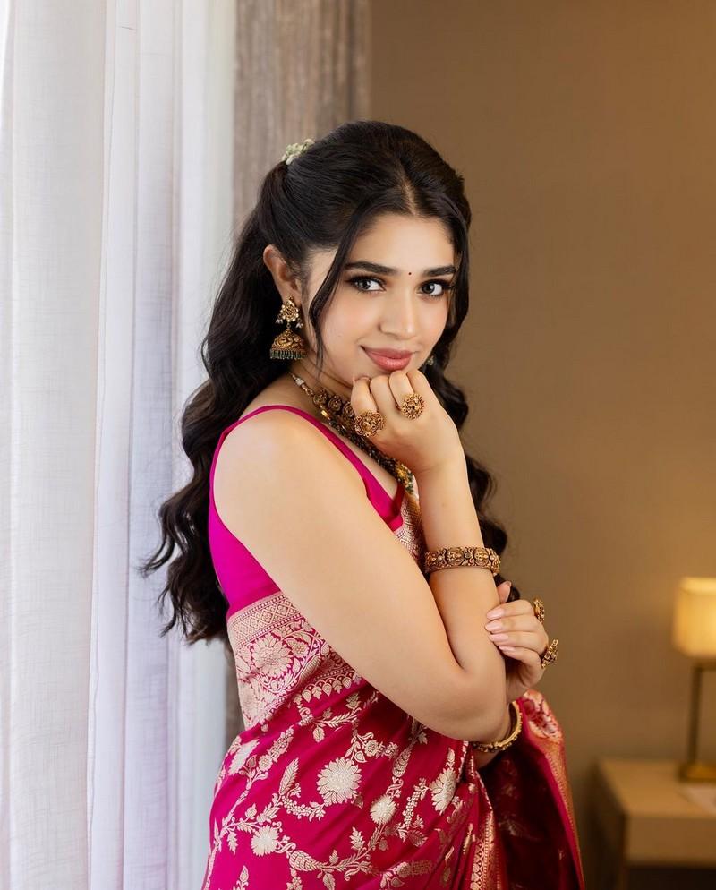 Krithi Shetty 8